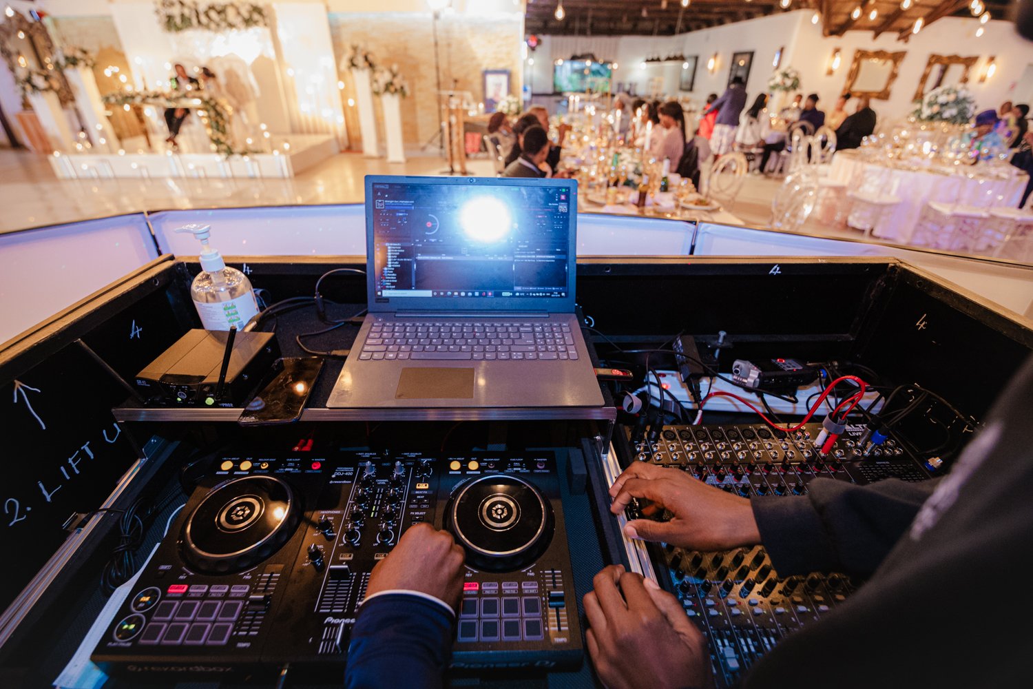 DJ Services 15 Image